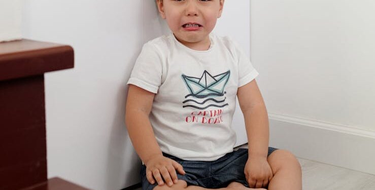 Peuterpuberteit: Wat je moet weten en hoe je ermee omgaat