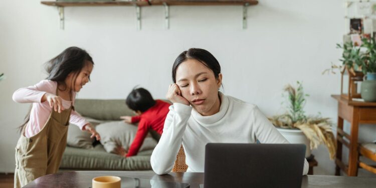 Traditionele rolverdeling: de gevolgen voor moeders en hoe je het kunt doorbreken