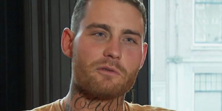 Op dit emotionele nummer kreeg zanger Douwe Bob  enorm veel reacties