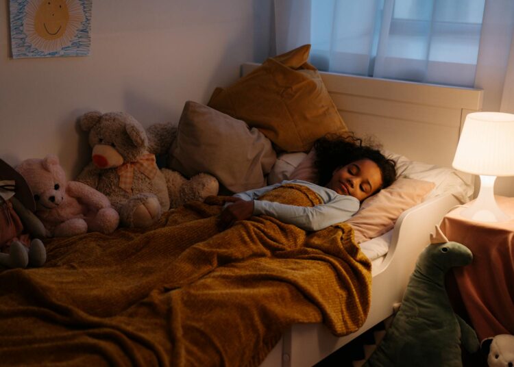 Toddler bed