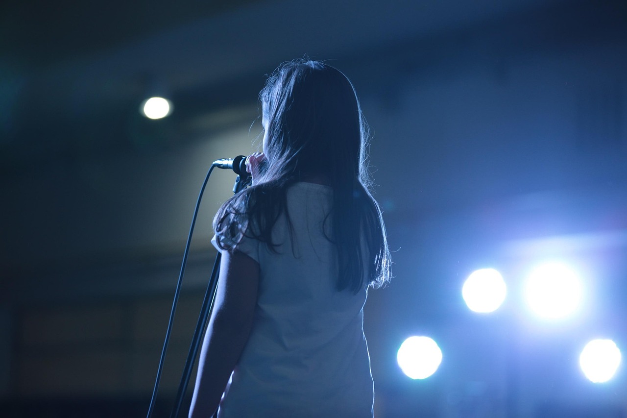 groep 8, lights, scenario, kids, theatre, spectators, people, scene, act, reading, education, representation, dress, school, little girl, shyness, backlighting, microphone, blur, theatre, theatre, education, school, school, microphone, microphone, microphone, microphone, microphone